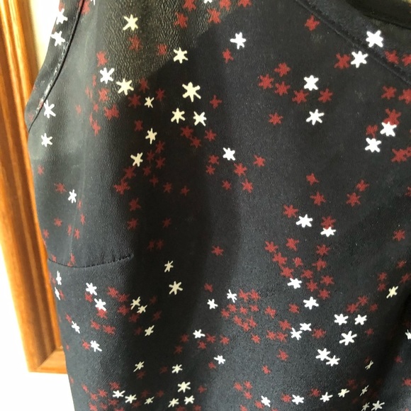 Talula Aritzia Navy Blue Flower Camisole tank - Picture 9 of 11